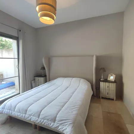 25 Сasa de vacaciones La Redorte